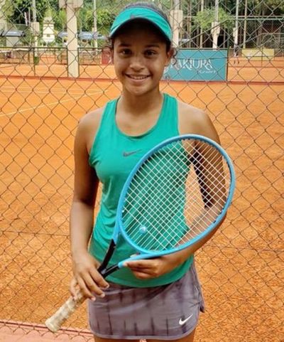 Tenistas juveniles paraguayas se consagran campeonas del Paraguay Júnior Open