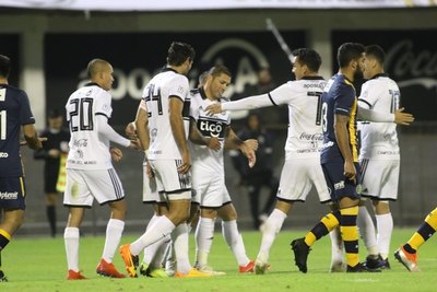 Olimpia y Libertad cierran la 1ª fecha del Clausura