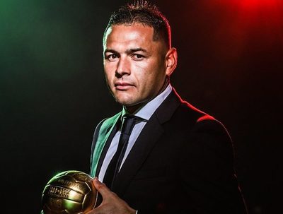 Pablo Aguilar, balón de oro en México