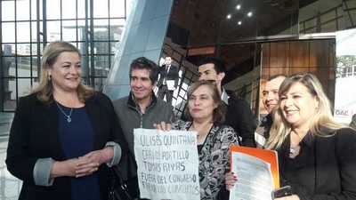 Comisión de Escrache presentó pedido de pérdida de investidura: quieren afuera a Quintana, Rivas y Portillo