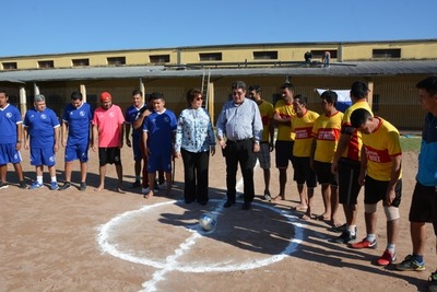 Fútbol y campeones: arranca temporada en penal La Esperanza