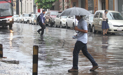 Pronostican lluvias y temperaturas agradables para hoy
