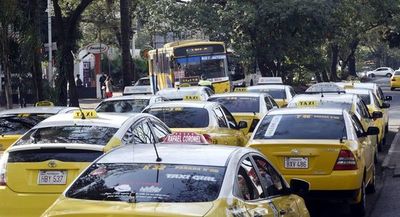 Tratan hoy tres propuestas para ordenanza MUV-Uber