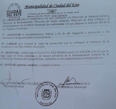 Aparatoso procedimiento comunal para “recuperar” Terminal de Ómnibus de CDE