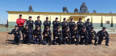 Agentes penitenciarios realizan curso de actualización en manejo de conflictos