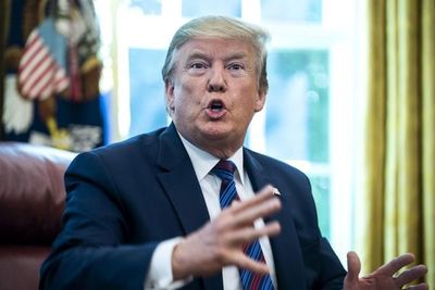 Trump califica de “desastre asqueroso” a distrito negro y genera indignación