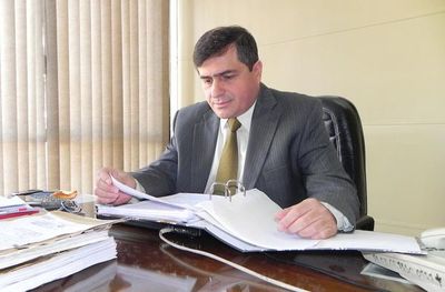 Fiscal anticorrupción investigará acta secreta sobre Itaipú