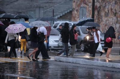 Alerta meteorológica por ingreso de frente frío y lluvias