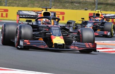 Verstappen firma su primera ‘pole’ en F1