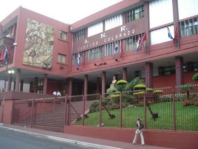 Colorados convocan a conversatorio para expresar respaldo a Abdo