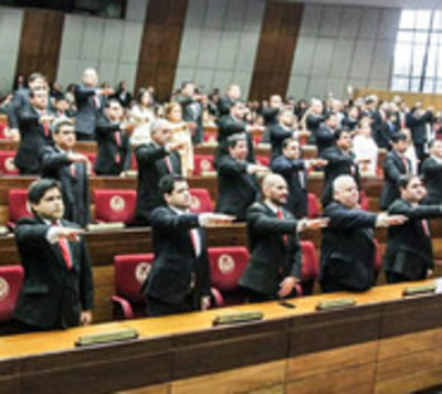 Diputados colorados evitarán juicio político