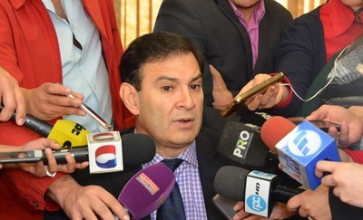 Ovelar alaba a Cartes, luego de salvar a su líder