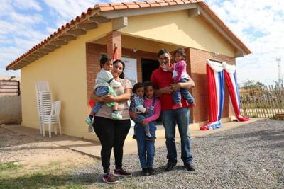 Presidente entregará subsidios habitacionales para mil familias y posteriormente habilitará tramo de la ruta Naranjal