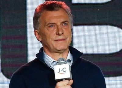 Victoria del kirchnerismo en primarias complica reelección de Mauricio Macri
