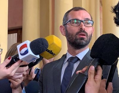 DNCP anuncia adquisición de modernos equipamientos para Ministerio de Salud e IPS