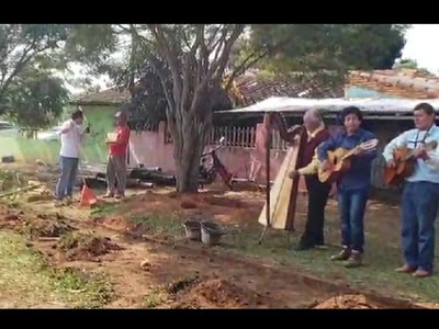 San Juan Bautista; limpian cuadras al son de polca paraguaya