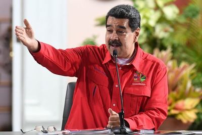 Maduro anuncia cambios en su gabinete en medio de tensión interna y externa