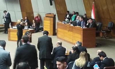 Diputado Cuevas solicita desafuero