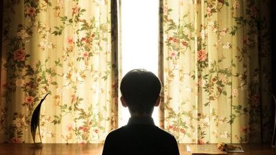 “Christopher poseído” es una atrapante obra de terror familiar