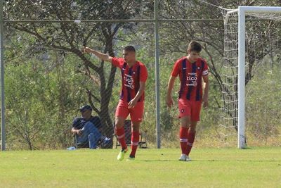 Cerro Porteño, solo en la cima de la Sub 18