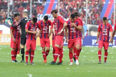 Amorebieta lamentó el no poder ganar de local