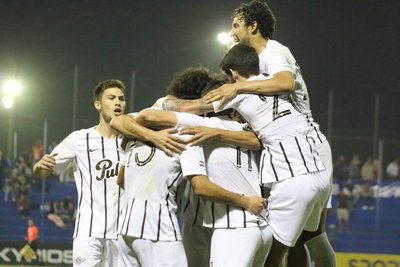 Libertad y Sol de América clasifican a octavos de final de la Copa Paraguay
