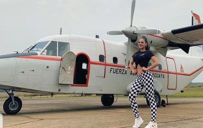 PETROPAR utilizó avión de la Fuerza Aérea para trasladar a modelos y presidenta se ratifica: “No me arrepiento”