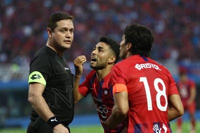 'Me felicitaron por mi arbitraje'