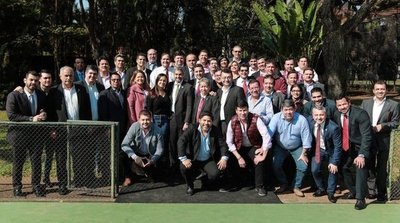 Alliana logró la "histórica" unidad del Partido Colorado, según asesor