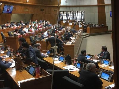 Diputados archivan juicio político a Mario Abdo y Hugo Velázquez