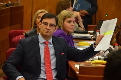 Beto sentido por el tuit de Petta sobre "trato apu'a": "Golpea donde más duele"