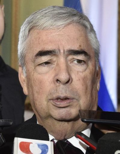 Comisión de Itaipú cita al embajador que firmó acta