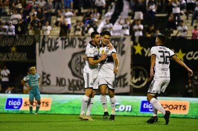 La punta es del tricampeón