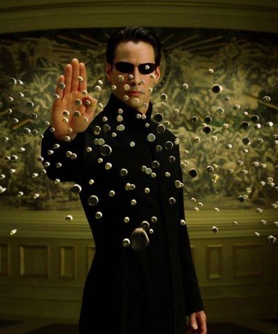 Recargada y con más revoluciones, Matrix vuelve a las salas de cine