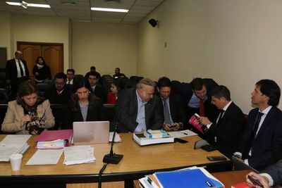 Fiscalía pedirá rechazo de incidentes planteados por Óscar González Daher
