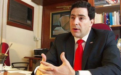 Comisión Itaipú: "Hay de todo, como meter tibios y troyanos" opina Estigarribia
