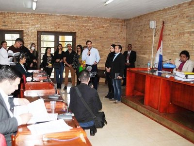 Tras pacto, Junta esteña autoriza uso de dinero de Terminal en salud