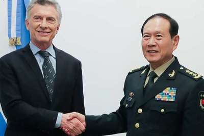 El presidente de Argentina forja lazos con ministro de defensa chino