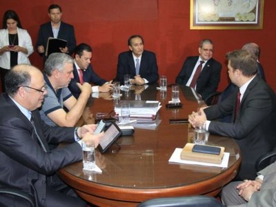 Según CBI, Ejecutivo conocía firma de acta y negociado de la energía