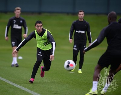Un halago muy especial del DT de Newcastle para Miguel Almirón