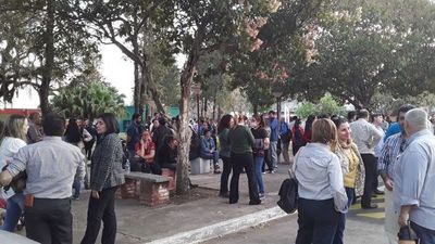 Docentes de la UNA van a paro por tiempo indefinido