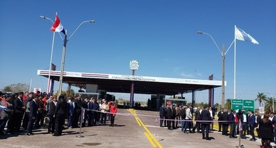 Paso fronterizo Ayolas-Ituzaingó permanecerá cerrado este lunes