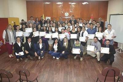 Exitosa primera edición de la ''Escuela de Lideres de Misiones''