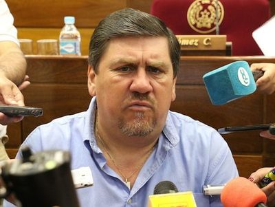 Titular del Congreso rechaza idea de dar 56.000 millones a UNA y el paro universitario tiende a continuar