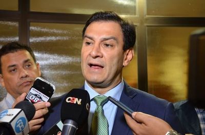 Ovelar señaló que no hay recursos para aumento presupuestario de la UNA