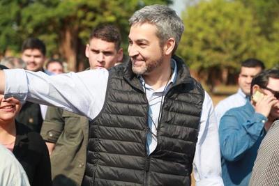 A pesar de las protestas, Villamayor seguirá en el cargo, según el presidente de la República