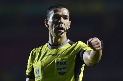 Árbitros para la décima