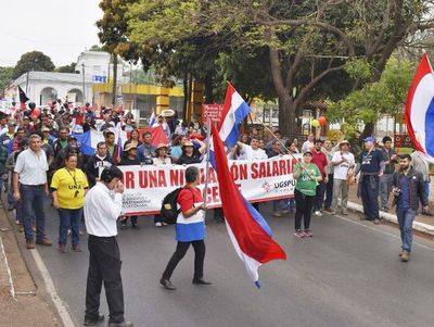 Avanzan negociaciones, pero sigue paro en UNA