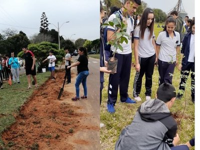 Misiones; celebran semana de la juventud plantando arbolitos