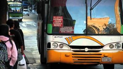 Transporte público podría ir a paro por falta de garantías del Gobierno